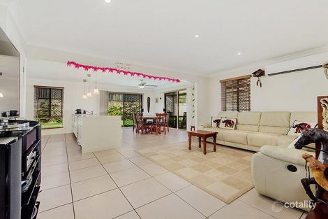 Property photo of 23 Copmanhurst Place Sumner QLD 4074