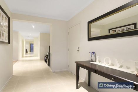 Property photo of 87 Malua Circuit Sandhurst VIC 3977