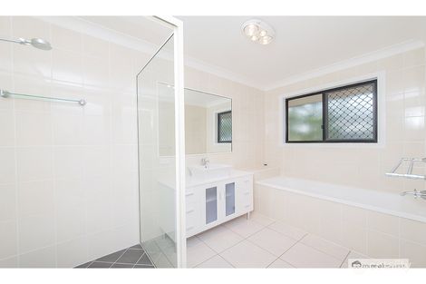 Property photo of 32 Conway Court Gracemere QLD 4702