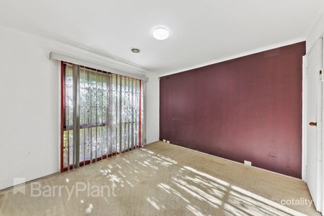 Property photo of 11 Elora Court St Albans VIC 3021