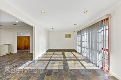 Property photo of 11 Elora Court St Albans VIC 3021