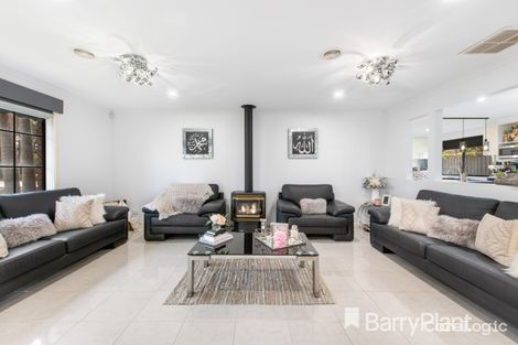 Property photo of 62 McMurray Crescent Hoppers Crossing VIC 3029