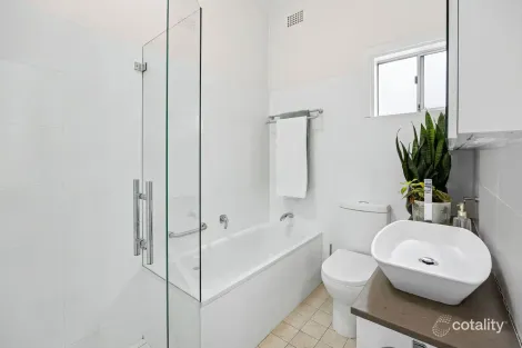 Property photo of 91 Queens Parade East Newport NSW 2106