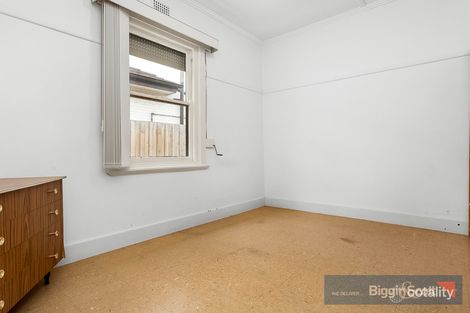 Property photo of 5 Summerhill Road Footscray VIC 3011
