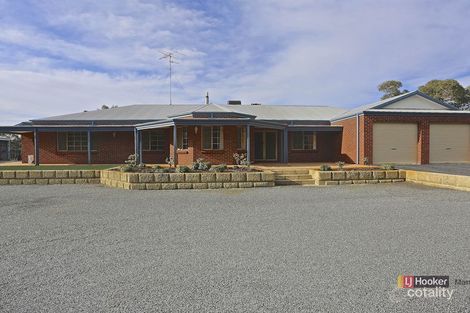 Property photo of 101 Peaceful Waters Drive Barragup WA 6209