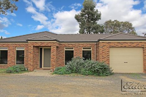 Property photo of 2/16 Alpina Place Kangaroo Flat VIC 3555