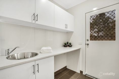 Property photo of 21 Millicent Drive Craigieburn VIC 3064