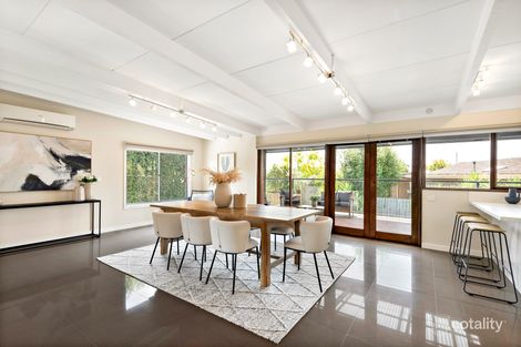 Property photo of 39 Yertchuk Avenue Ashwood VIC 3147