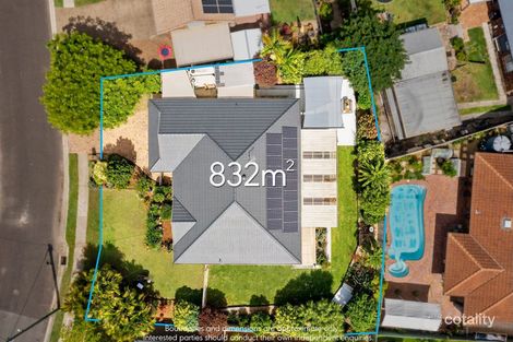 17 Wantana Cres, Edens Landing, QLD 4207