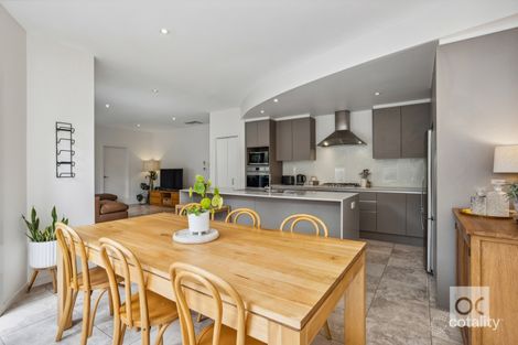 Property photo of 10 Dairy Court Craigburn Farm SA 5051