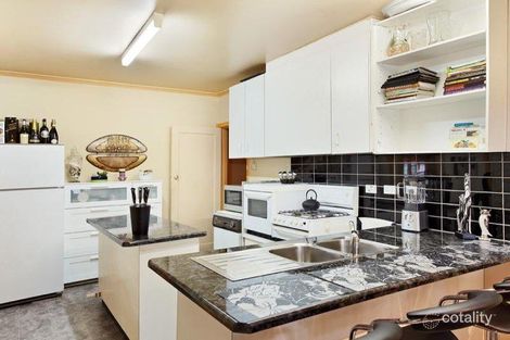 Property photo of 18 Dover Street Caulfield South VIC 3162