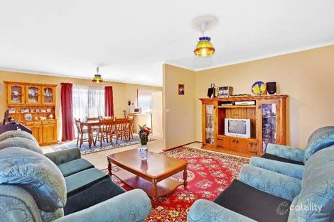 Property photo of 31 Donaldson Drive Broadford VIC 3658