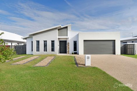 Property photo of 11 Hillock Crescent Bushland Beach QLD 4818