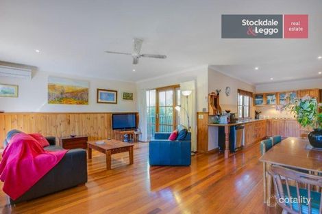 Property photo of 17 Rialto Grove Dromana VIC 3936