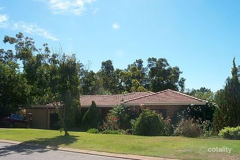 27 Cavalier Ct, Thornlie, WA 6108