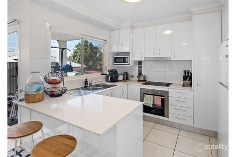 Property photo of 2/854 Sandgate Road Clayfield QLD 4011