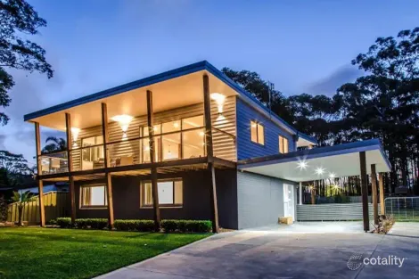 9 Government Rd, Sussex Inlet, NSW 2540