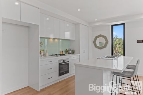 Property photo of 1 Trawool Street Box Hill North VIC 3129