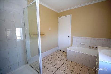 Property photo of 33 Eira Crescent Edens Landing QLD 4207