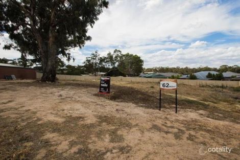 8 Charlbert Pl, Strathfieldsaye, VIC 3551