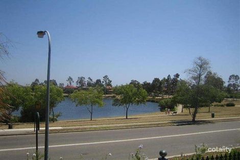 Property photo of 35 Fernleaf Court Wattle Grove NSW 2173