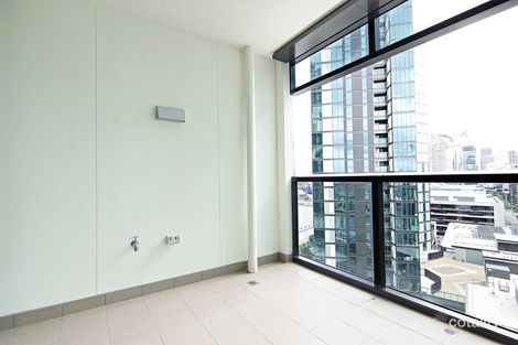 Property photo of 1606/9 Waterside Place Docklands VIC 3008