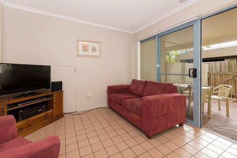 Property photo of 15/2 Waverley Road Taringa QLD 4068