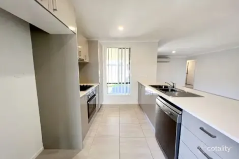 Property photo of 15 Shalistan Street Cliftleigh NSW 2321