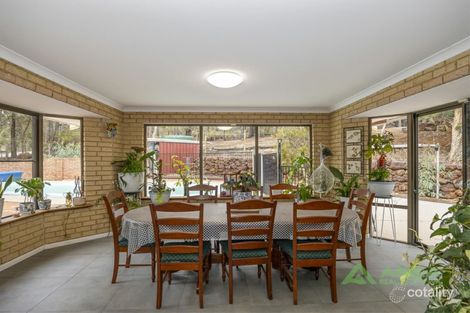 337 Carradine Rd, Bedfordale, WA 6112