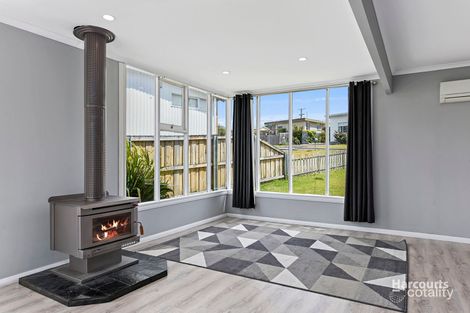 Property photo of 15 Third Avenue Midway Point TAS 7171