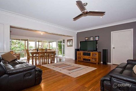 Property photo of 143 Grovely Terrace Mitchelton QLD 4053