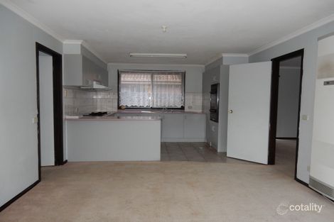 Property photo of 14 Kiandra Mews Hampton Park VIC 3976