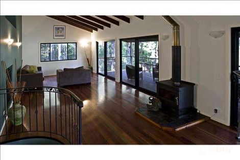 Property photo of 117 Waters Road Bonogin QLD 4213