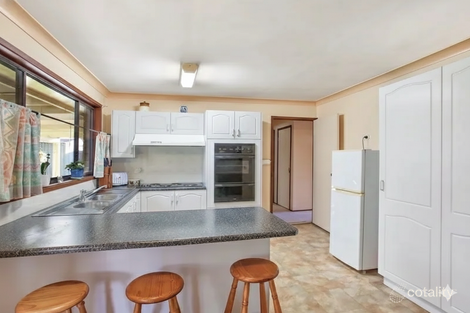 Property photo of 4 Milvay Place Ambarvale NSW 2560