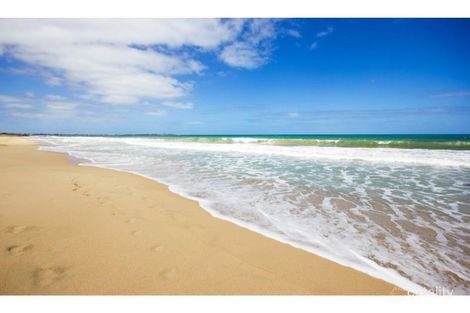 Property photo of 3 Abeona Parade Madora Bay WA 6210