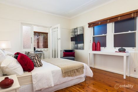 Property photo of 2/11 The Avenue Ashfield NSW 2131