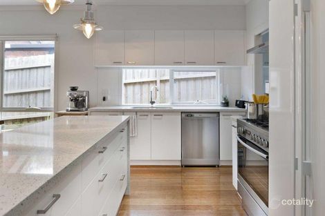 Property photo of 8 Selma Close Lynbrook VIC 3975