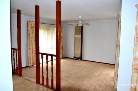 Property photo of 13 Centenary Drive Mill Park VIC 3082