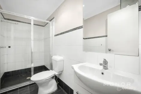 Property photo of 9/21-29 Third Avenue Blacktown NSW 2148