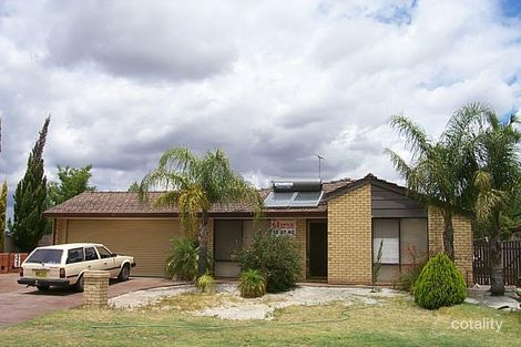 2 Tummell Ct, Seville Grove, WA 6112