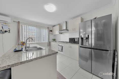 Property photo of 50 Szer Way Carrum Downs VIC 3201