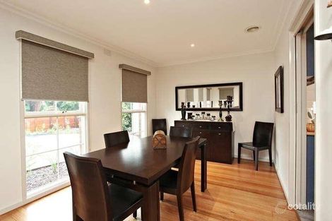 Property photo of 22 Diamond Avenue Glen Waverley VIC 3150