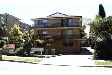 2/15 Caroline St, Westmead, NSW 2145