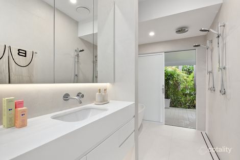 Property photo of 8 Fermoy Avenue Bayview NSW 2104