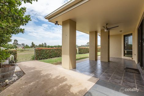 Property photo of 41 The Retreat Hillvue NSW 2340