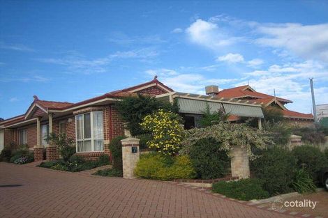 Property photo of 2/7 Brooks Street Kalamunda WA 6076