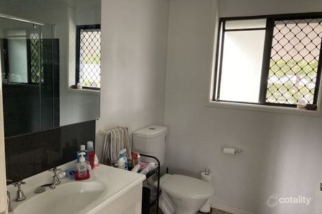 2/6 Sunhaven Ct, Nambour, QLD 4560