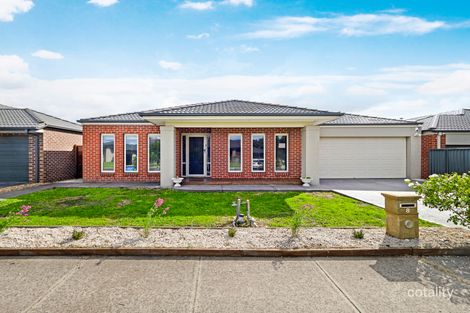 8 Bankton Ave, Cranbourne East, VIC 3977