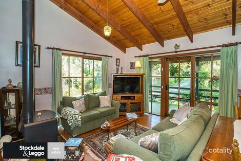Property photo of 3 First Avenue Cockatoo VIC 3781