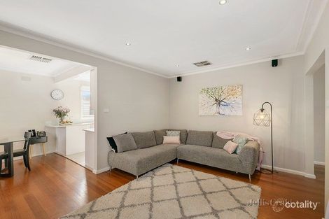 Property photo of 33 Yallambie Road Macleod VIC 3085